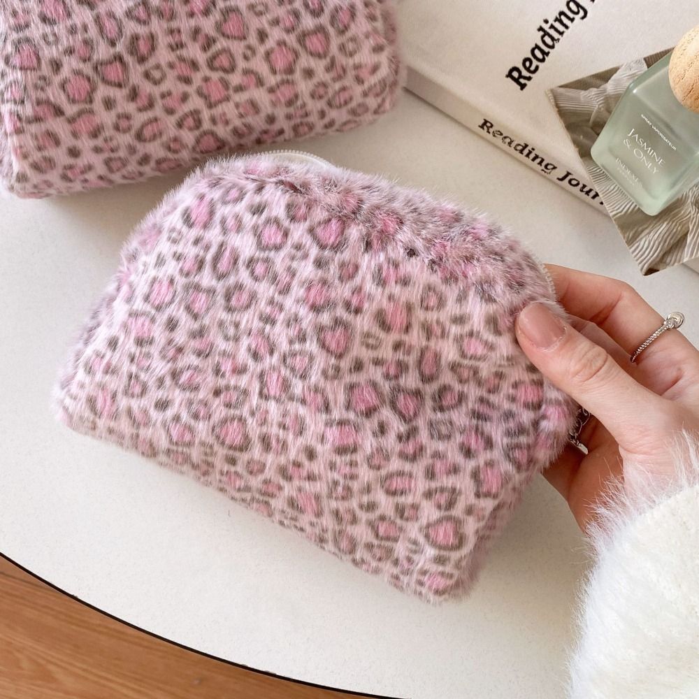 Tas Rias Berbulu Halus Berkual - Cosmetic Bags ulasan dan harga