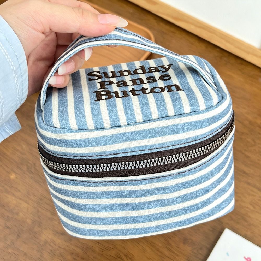 Kotak Penyimpanan Persegi Berg - Cosmetic Bags ulasan dan harga